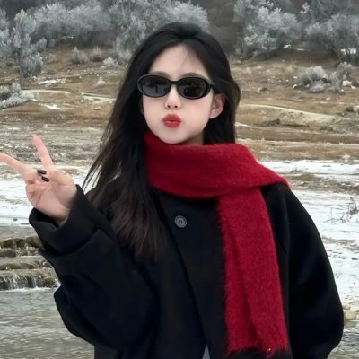 三小一家人海报