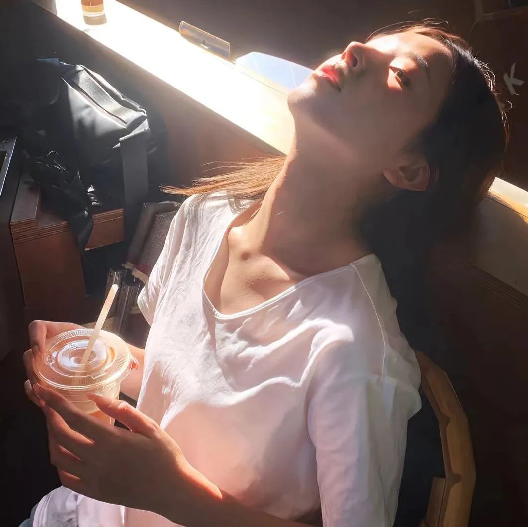 戆叔儍侄海报